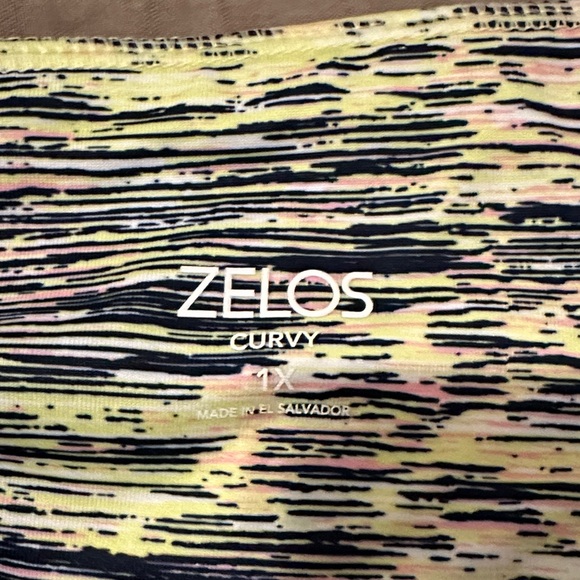ZELOS Multicolor Patterned Leggings - Picture 2 of 4